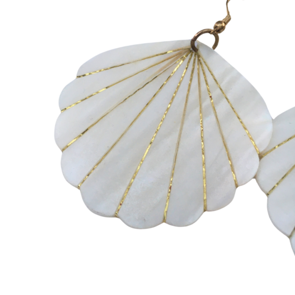 Shell Stream Earrings - Image 4